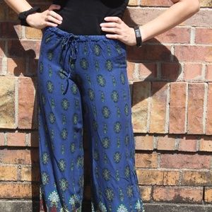 Cool Palazzo/Wide Leg Pants (Size S)